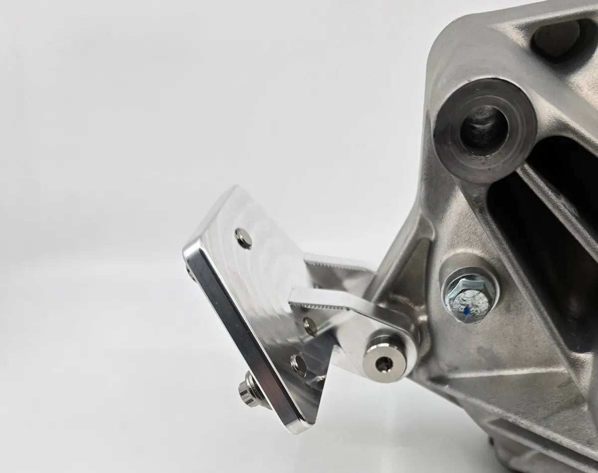 YXZ 1000R Billet Rear Diff Support Bracket