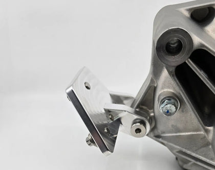 YXZ 1000R Billet Rear Diff Support Bracket